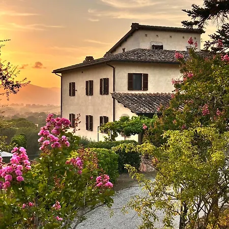 Torre Palombara - Dimora Storica 农家乐