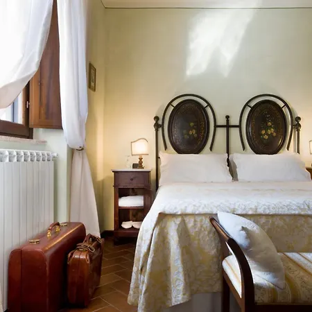 Torre Palombara - Dimora Storica בית חווה