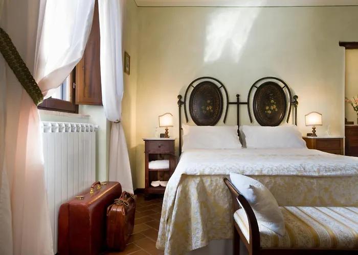 Torre Palombara - Dimora Storica בית חווה